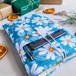 Daisy Book Sleeve with Pocket and Button Closure